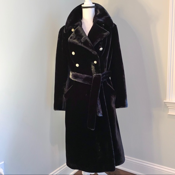 Borgazia Jackets & Blazers - ⬇️PRICE DROP⬇️ BORGAZIA Vintage Faux Fur Coat